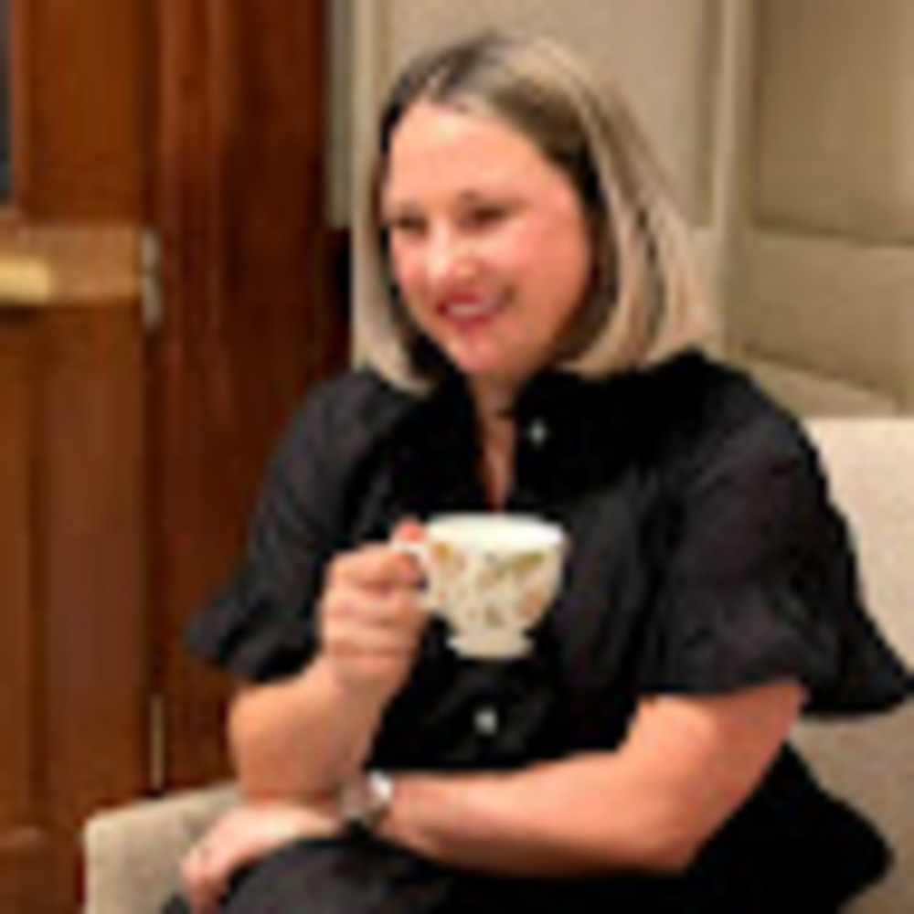 Meet your Posher, Anya